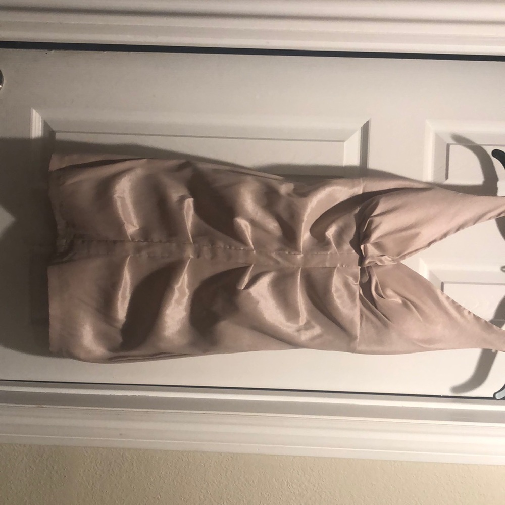 Windsor cocktail beige dress size 5